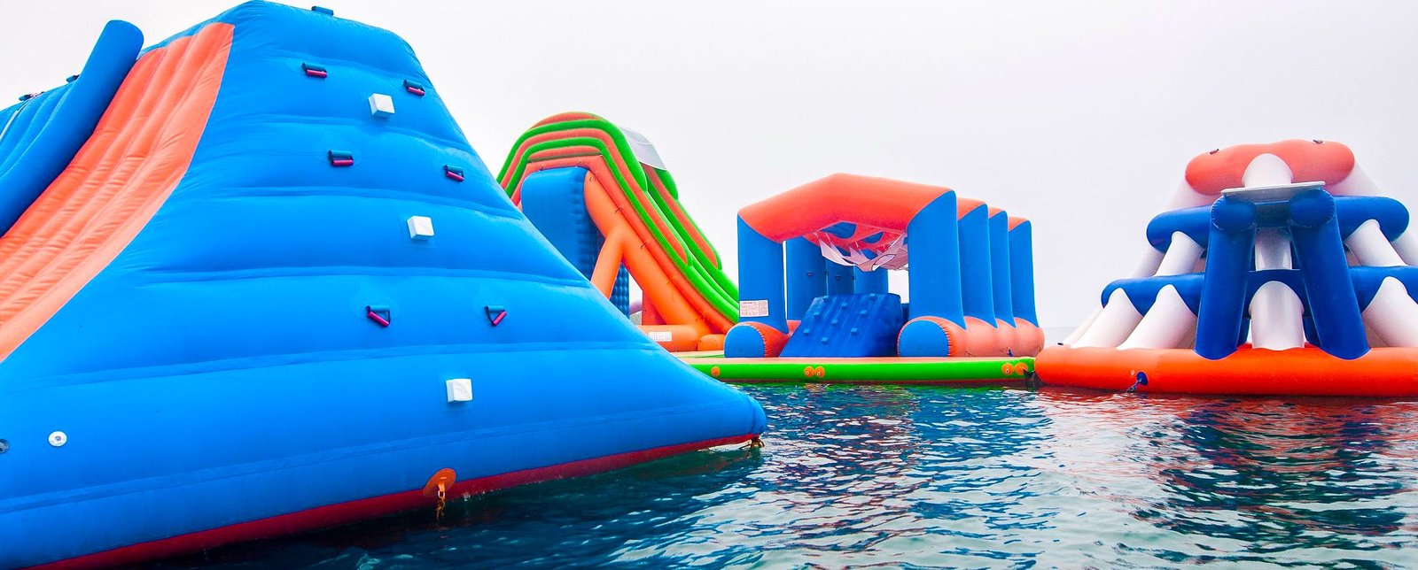 The Joy of Inflatable Water Parks: A Splash of Fun for Everyone